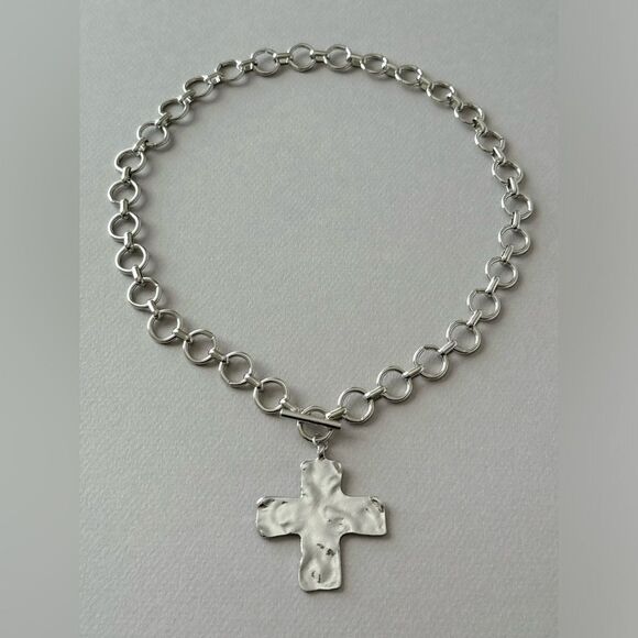 silver cross necklace A742 - Picture 3 of 5